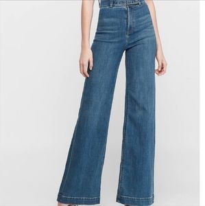 Express Wide Leg Super High Waisted Belted Medium Wash Jean, NWT, size 12 S